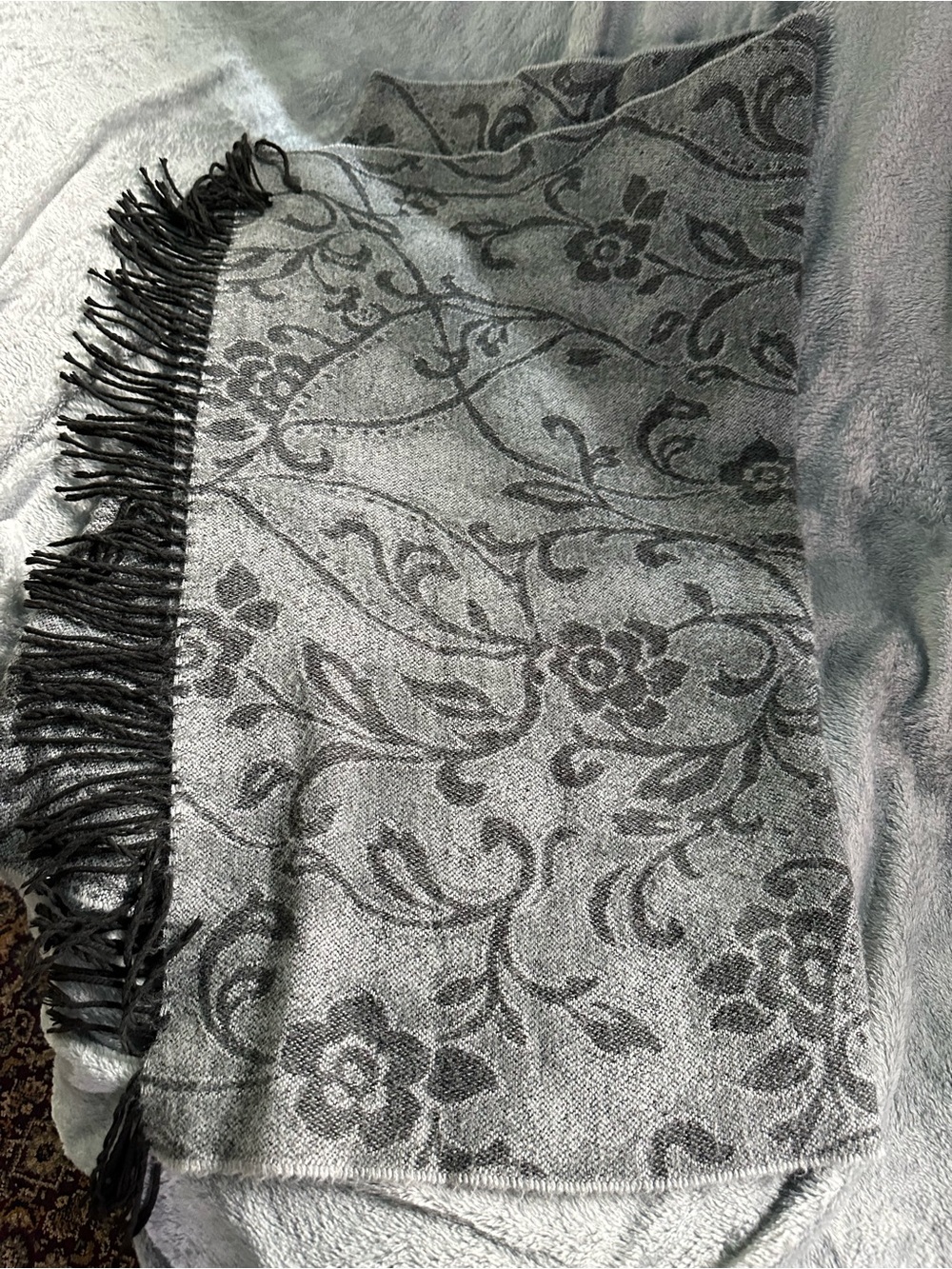 Gray Floral Fringe Lap Blanket/Wrap - Unbranded, 30”x72”